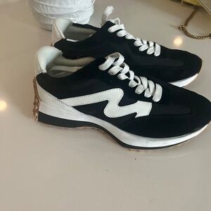 Steve Madden sneakers